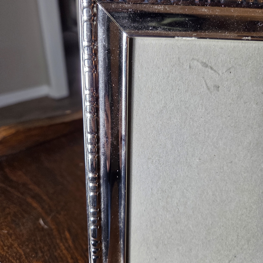 Silver Tone Picture Frame. - Picture 5 of 10